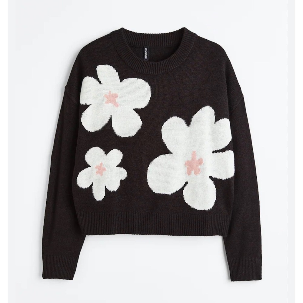 H&M Divided black and white‎ floral print knit sweater with a cropped fit XXL